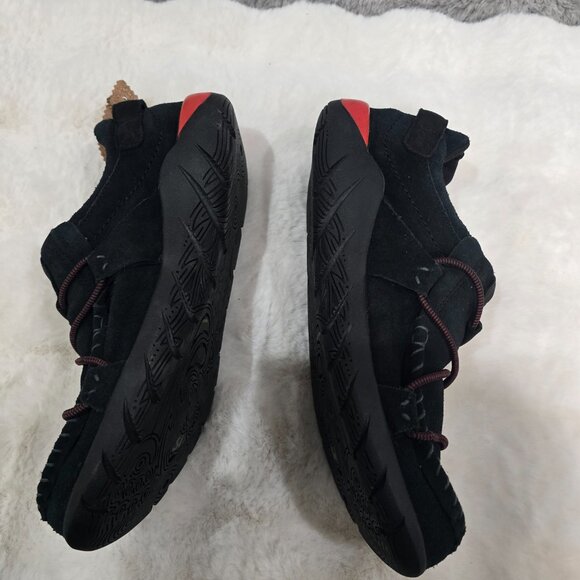 Manitobah Men's Makwa Slip-On Mukluk Black Suede Sizes New 60169 Waterproof - Picture 11 of 11